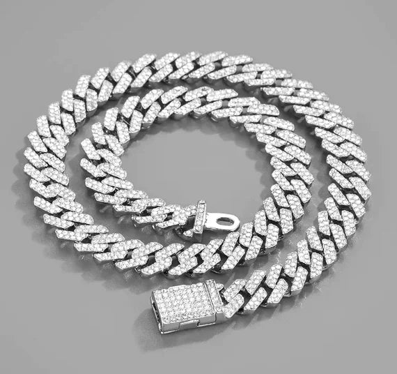 Diamond-Encrusted Design Necklace