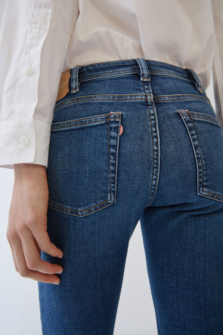 Trendy Women's Jeans